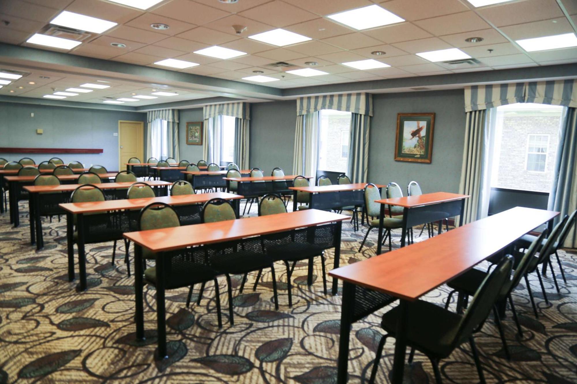 Hampton Inn מורהד מראה חיצוני תמונה